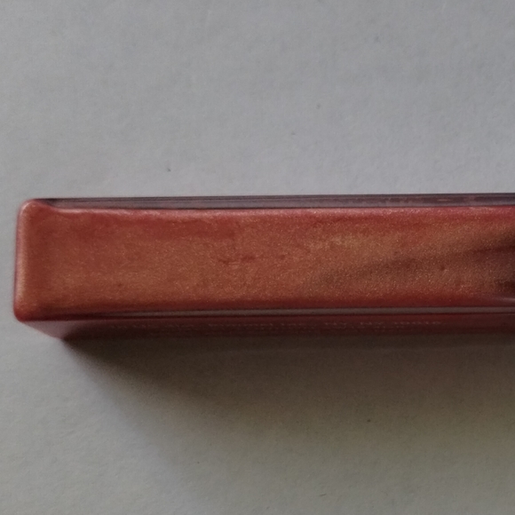 Rimmel Moisture Renew Cream Lipgloss - Picture 6 of 6